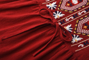 Women Embroidery Retro Elegant Round Neck Dress
