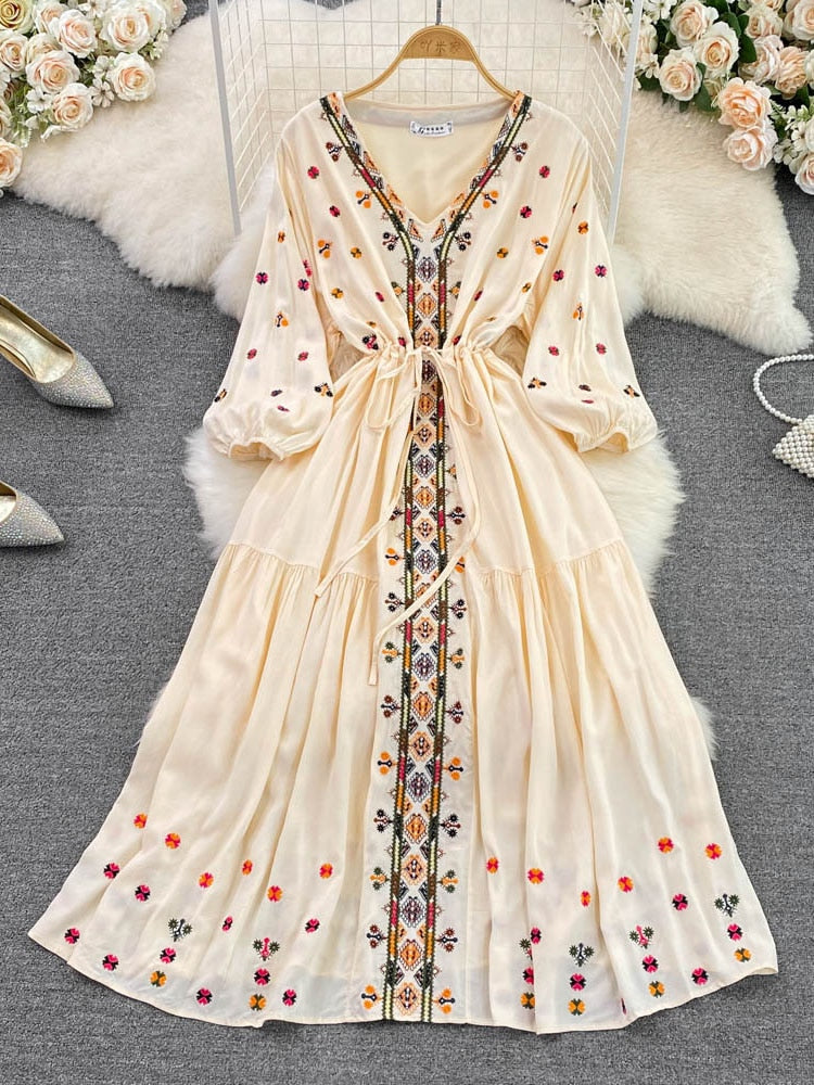 Women Retro Embroidered Puff Sleeves Dress